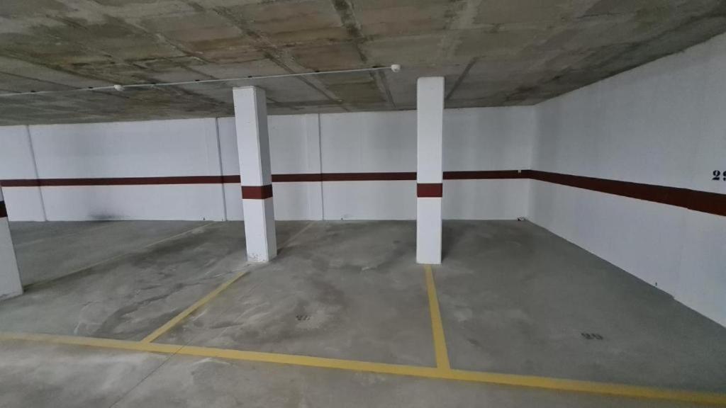 Schoene Wohnung Mit Pool , Wi-Fi Und Privat Garage Torrevieja Zewnętrze zdjęcie