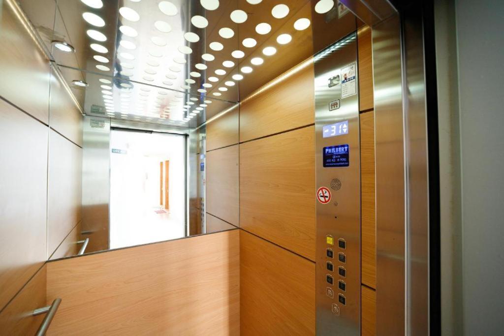 Schoene Wohnung Mit Pool , Wi-Fi Und Privat Garage Torrevieja Zewnętrze zdjęcie