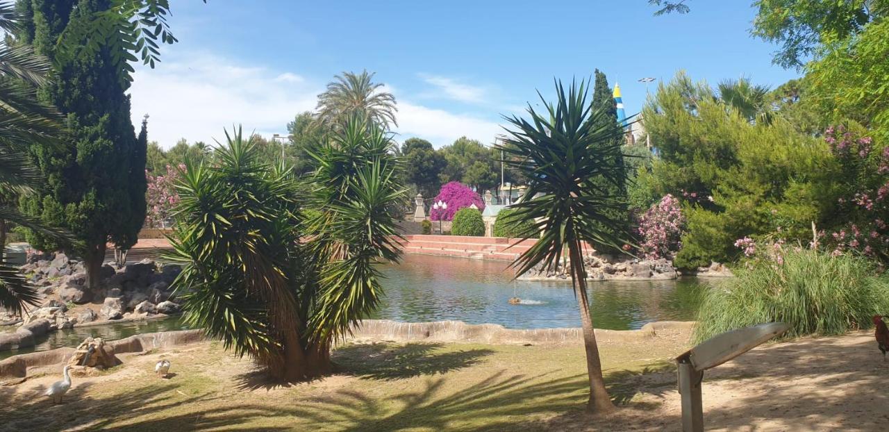 Schoene Wohnung Mit Pool , Wi-Fi Und Privat Garage Torrevieja Zewnętrze zdjęcie