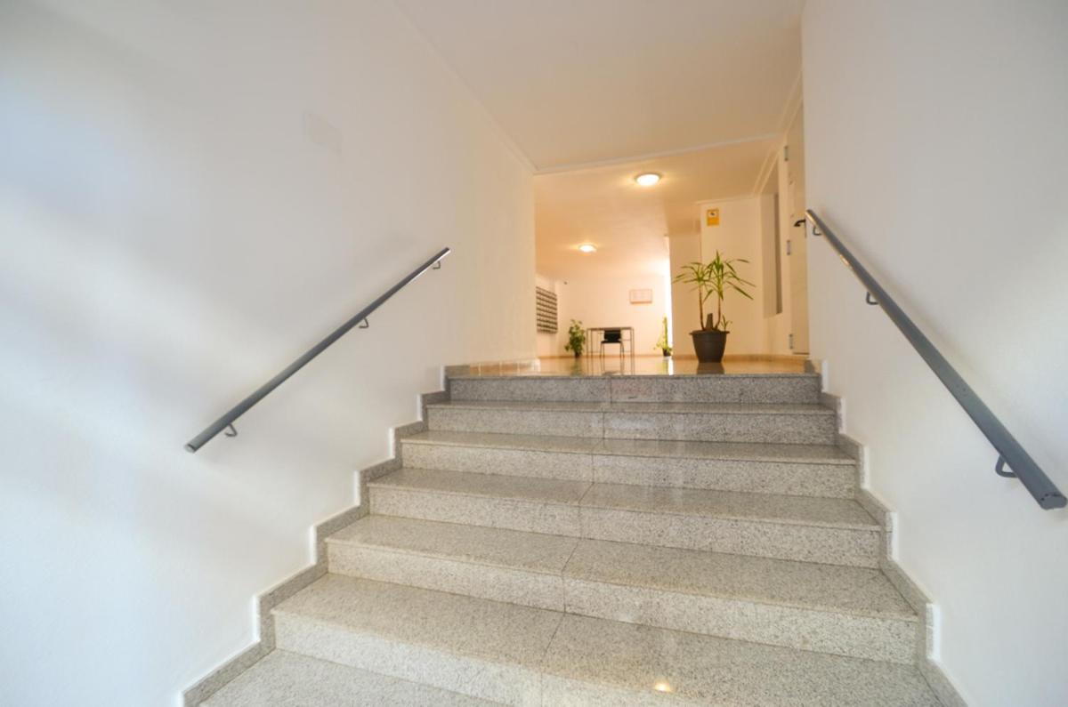 Schoene Wohnung Mit Pool , Wi-Fi Und Privat Garage Torrevieja Zewnętrze zdjęcie